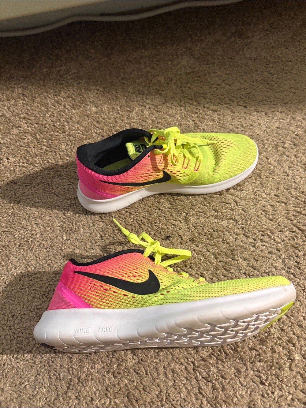 Nike Yellow and Pink Gradient Mesh Running Sneakers/ 7.5